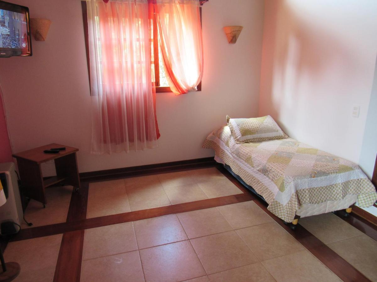 Badenwein Villa Campos do Jordao Dış mekan fotoğraf